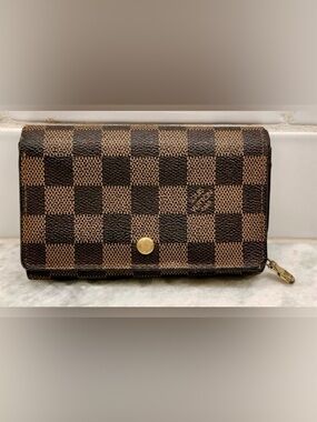 LOUIS VUITTON Y2K 2004 Vintage Damier Ebene Monogram Coated Canvas Snap Wallet